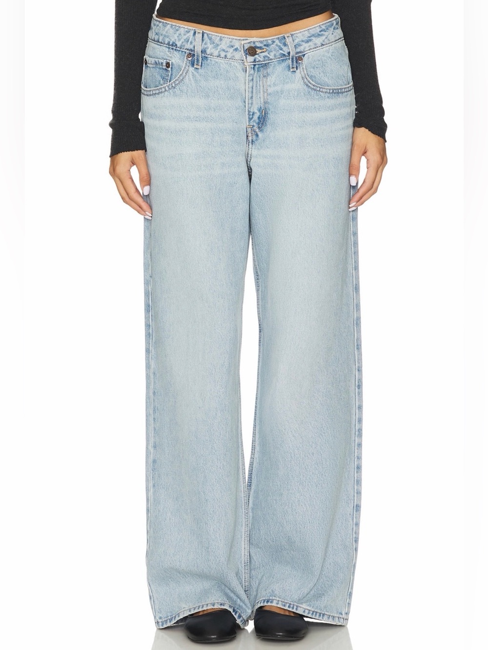 Levi’s Low Loose Jeans in Light Wash - Blasted Stone Clean